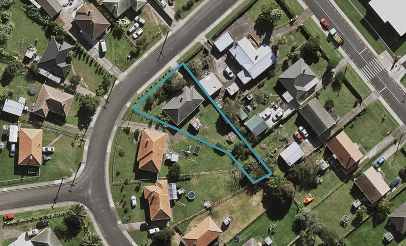 53 Firth Crescent, Otara, Auckland - Carousel 1