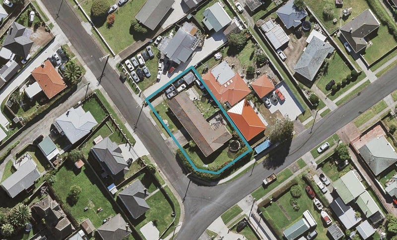 2/105 Pah Road, Papatoetoe, Auckland - Carousel 1