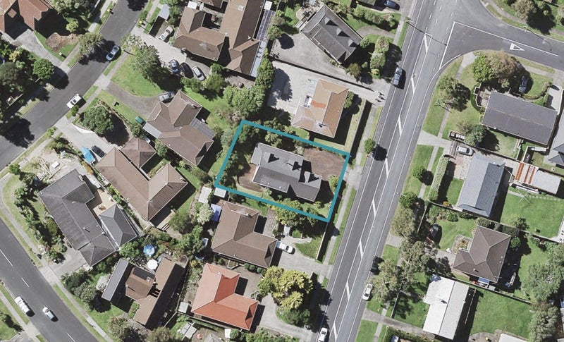 81 Botany Road, Botany Downs, Auckland - Carousel 1