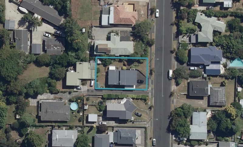 34 Alison Street, Hamilton Lake, Hamilton - Carousel 1