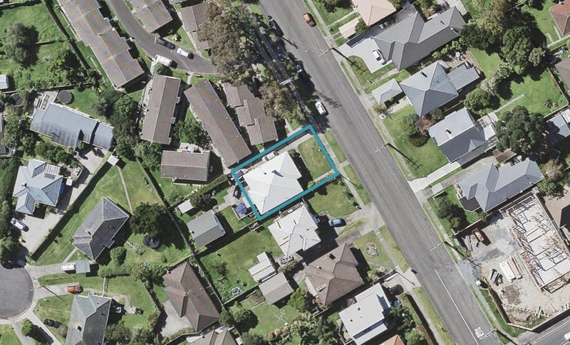 1/6 Preston Avenue, Mount Albert, Auckland - Carousel 1