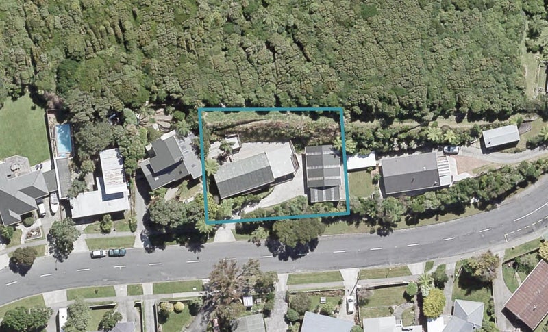 307 Dowse Drive, Maungaraki, Lower Hutt - Carousel 1