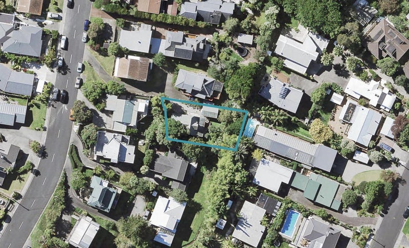 20A Matipo Road, Mairangi Bay, Auckland - Carousel 1