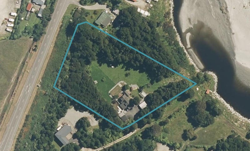 5B Arthurstown Road, Hokitika - Carousel 1
