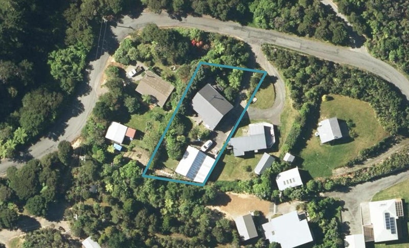 162 Elaine Bay Road, French Pass - Carousel 1