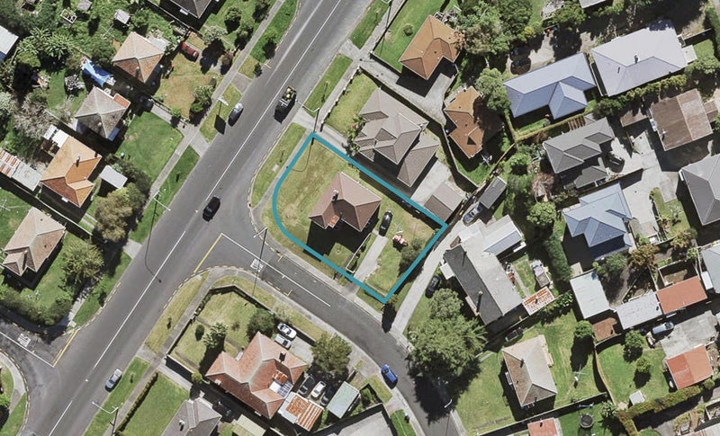 2 Elphinstone Avenue, Wesley, Auckland - Carousel 1