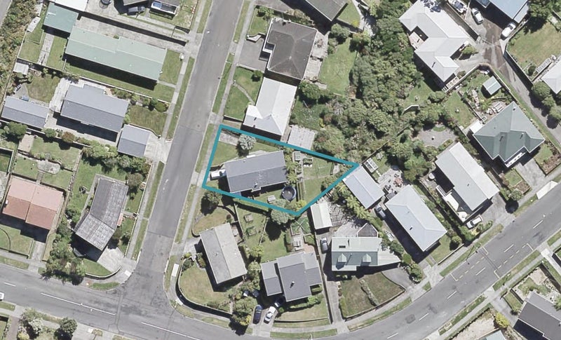 36 Wattle Grove, Maungaraki, Lower Hutt - Carousel 1