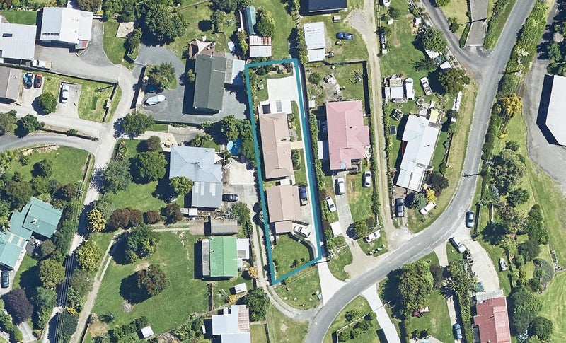 60 Spencer Avenue, Maketu, Te Puke - Carousel 1
