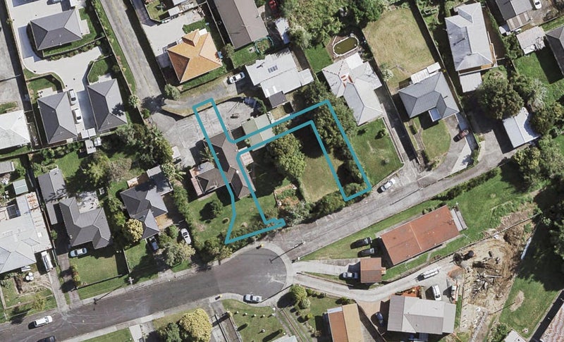 2/18D Hyde Street, Manurewa East, Auckland - Carousel 1