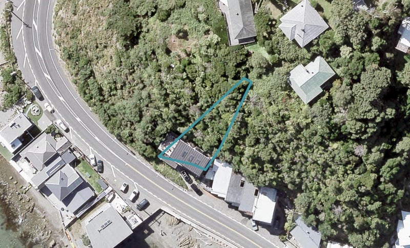 605 Marine Drive, Days Bay, Lower Hutt - Carousel 1