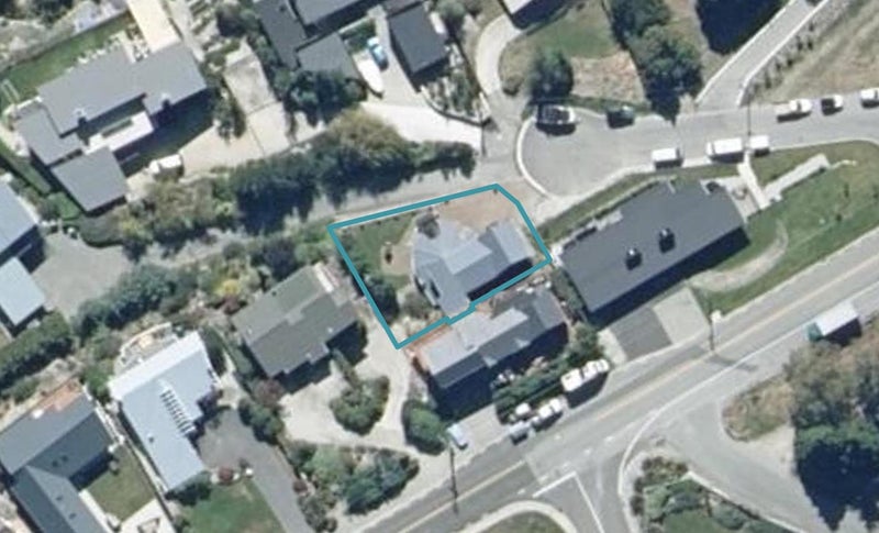 6 Lewis Road, Kelvin Heights, Queenstown - Carousel 1