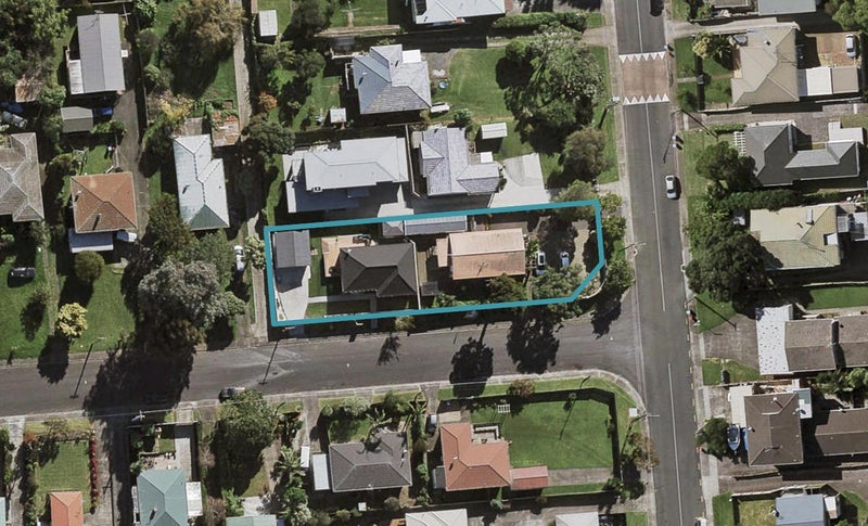61 Ruawai Road, Mount Wellington, Auckland - Carousel 1