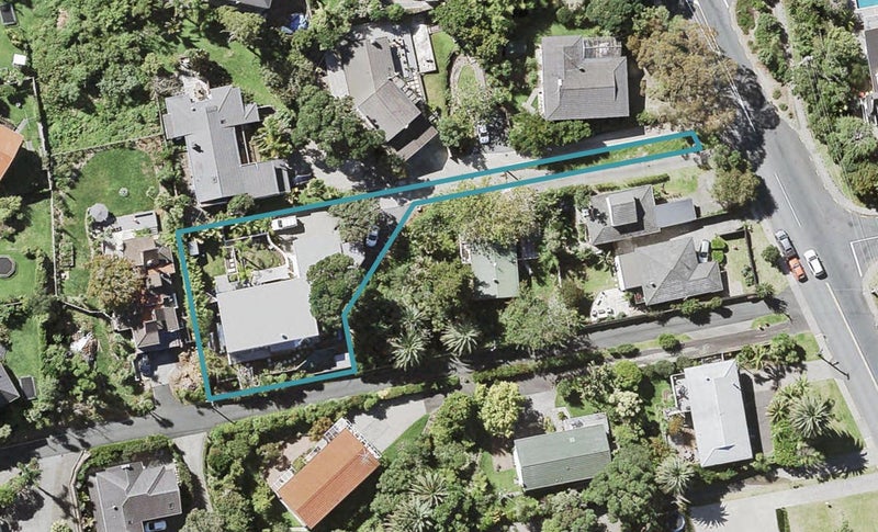 208A Beach Road, Campbells Bay, Auckland - Carousel 1