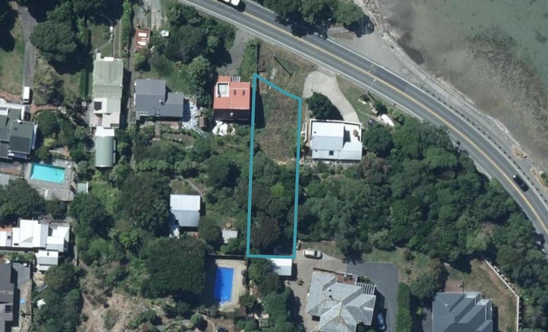 158 Paremata Road, Paremata, Porirua - Carousel 1