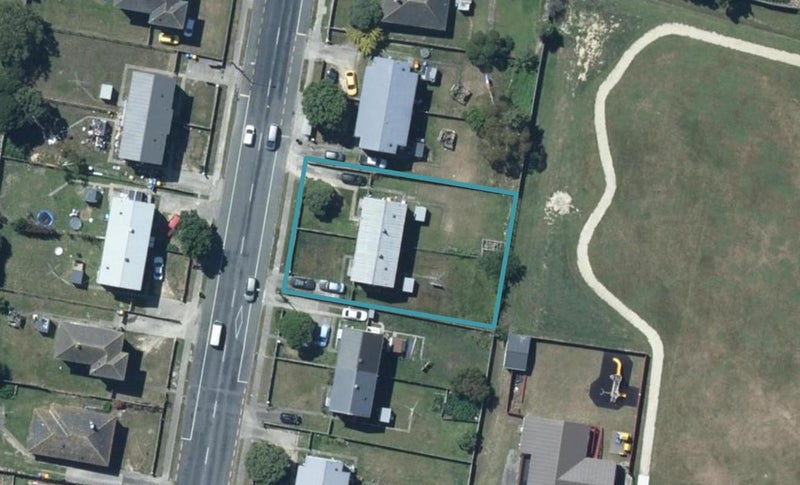 174 Warspite Avenue, Waitangirua, Porirua - Carousel 1
