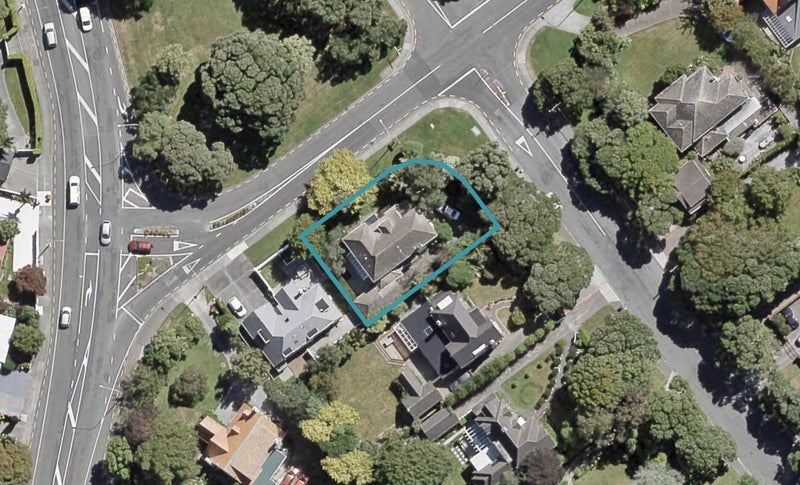 2 Massey Avenue, Woburn, Lower Hutt - Carousel 1