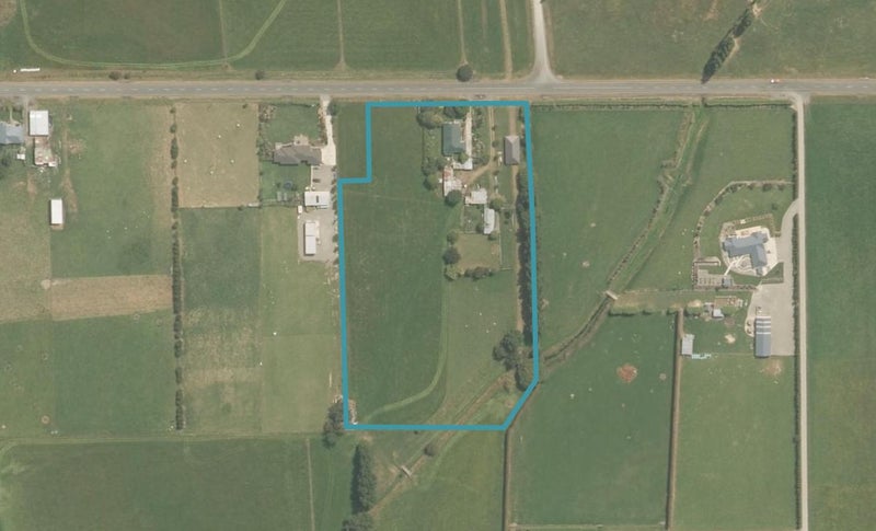38 Gap Road East, Winton - Carousel 1