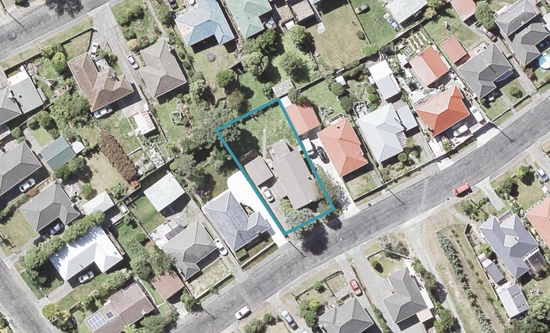 24 Gardiner Grove, Wainuiomata, Lower Hutt - Carousel 1
