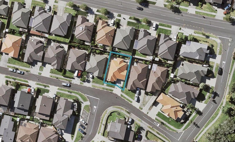 7 Mandival Avenue, Flat Bush, Auckland - Carousel 1