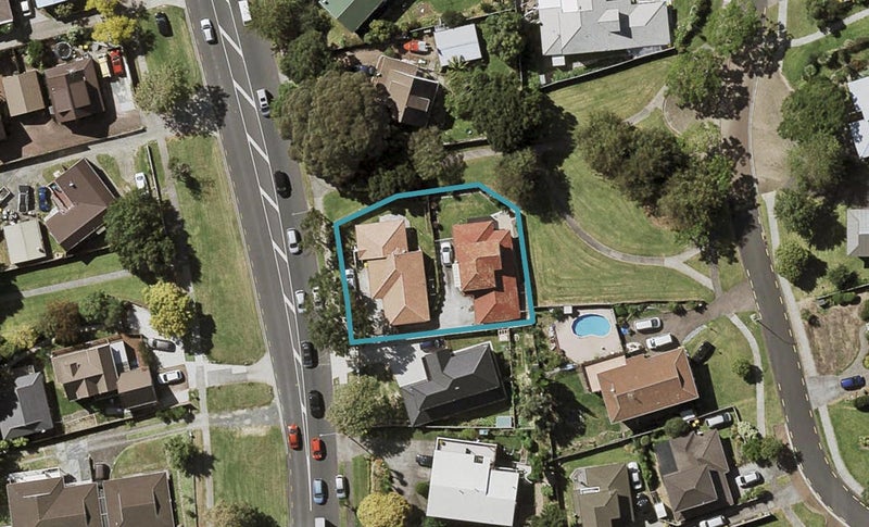 1/27 Hollyford Drive, Clover Park, Auckland - Carousel 1