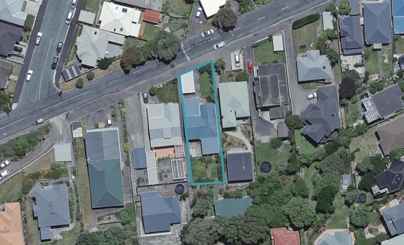 19 Liffey Street, Island Bay, Wellington - Carousel 1