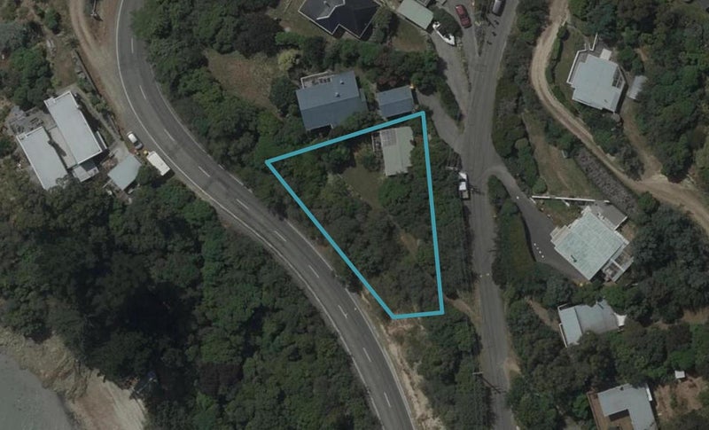 1 Bayview Road, Charteris Bay, Lyttelton - Carousel 1