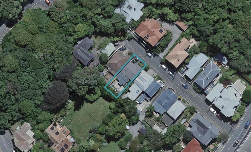 33 Newman Terrace, Thorndon, Wellington - Carousel 1