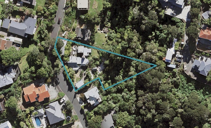 16 Inkster Street, Birkenhead, Auckland - Carousel 1