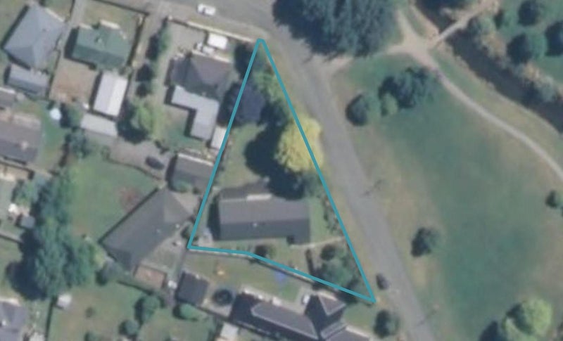 14 Fox Street, Temuka - Carousel 1