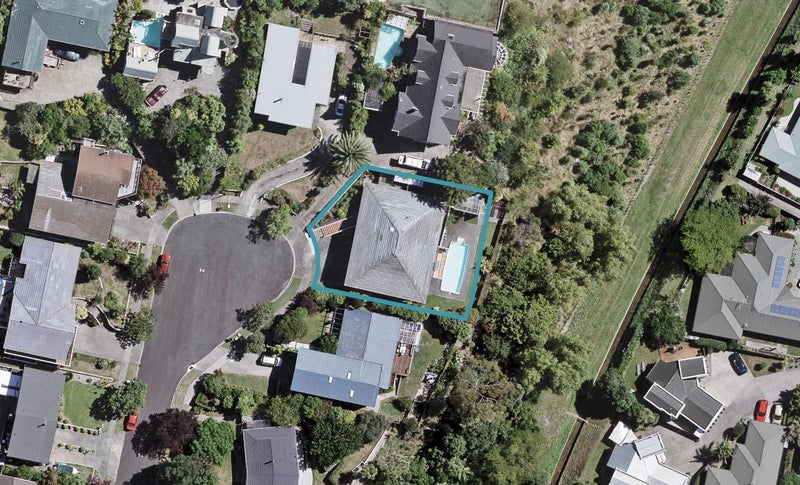 10 Ewan Place, Taradale, Napier - Carousel 1