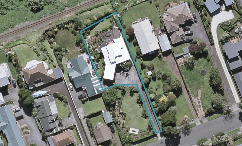 58 Whiteley Street, Moturoa, New Plymouth - Carousel 1