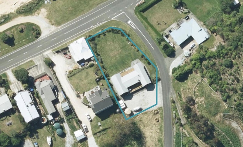4 Matenga Road, Ligar Bay, Tākaka - Carousel 1
