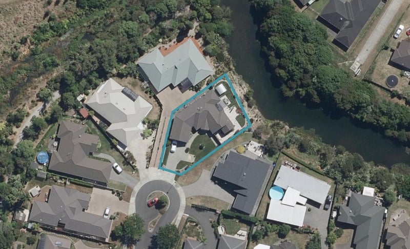 12 Buchanan Place, Huntington, Hamilton - Carousel 1