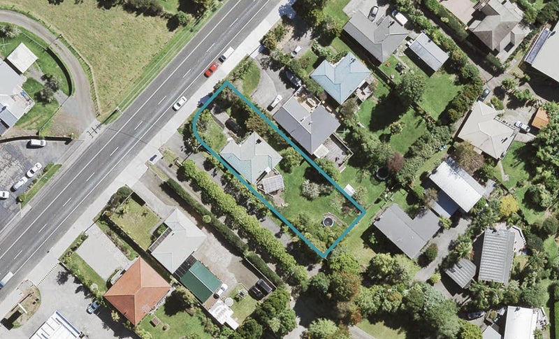 542 West Coast Road, Oratia, Auckland - Carousel 1