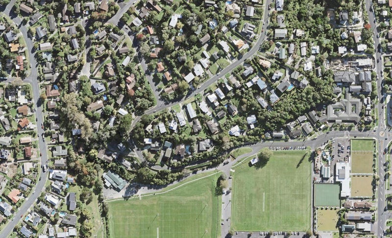 1/37 Woodlands Crescent, Browns Bay, Auckland - Carousel 1
