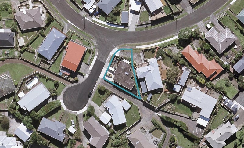 1 Tay Street, Spotswood, New Plymouth - Carousel 1