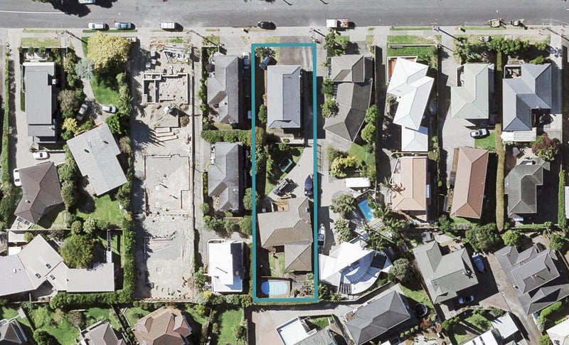 2/41 Devon Road, Bucklands Beach, Auckland - Carousel 1