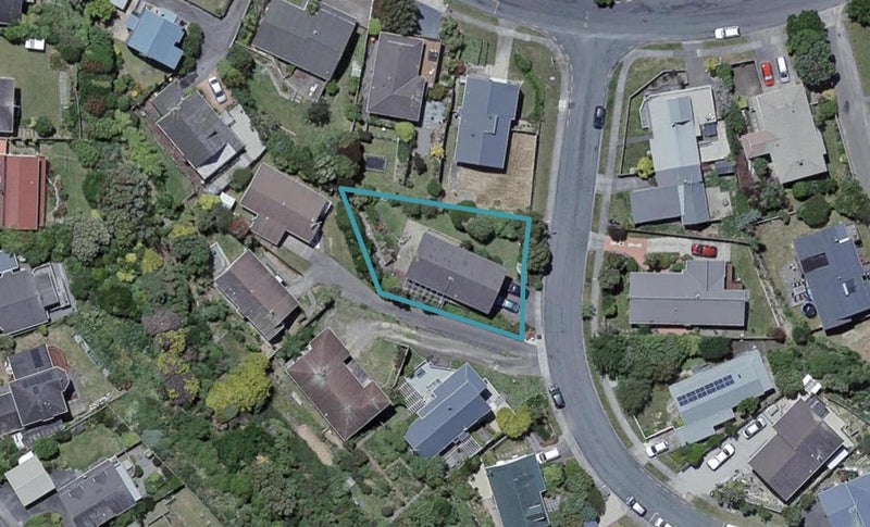 4 Hindipur Terrace, Broadmeadows, Wellington - Carousel 1