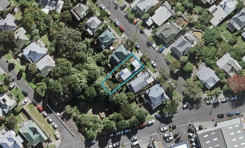 4 Alexander Street, Kingsland, Auckland - Carousel 1