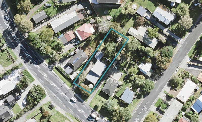 350 Whangaparaoa Road, Stanmore Bay, Whangaparaoa - Carousel 1