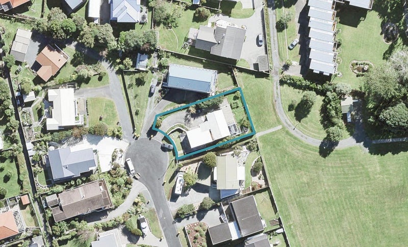 16 Panui Terrace, Snells Beach, Snells Beach - Carousel 1