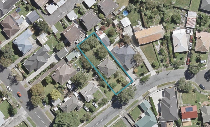 5 Melvill Grove, Waterloo, Lower Hutt - Carousel 1
