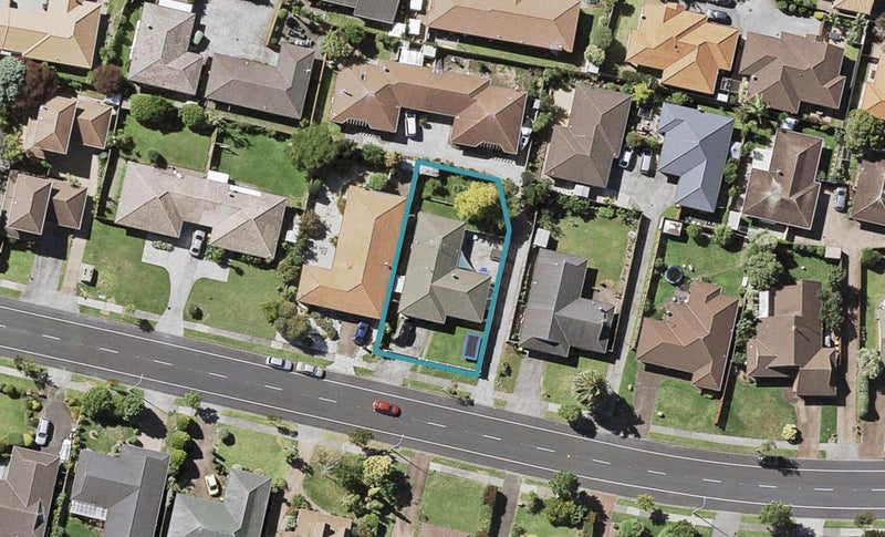 17 Golfland Drive, Golflands, Auckland - Carousel 1