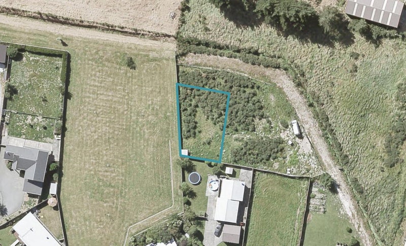 9 Laban Place, Wainuiomata, Lower Hutt - Carousel 1
