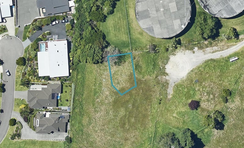 16 Omanga Way, Bethlehem, Tauranga - Carousel 1