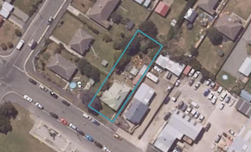 8 Raglan Street, Oamaru North, Oamaru - Carousel 1