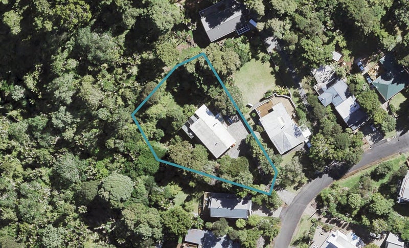 13 Karen Road, Laingholm, Auckland - Carousel 1