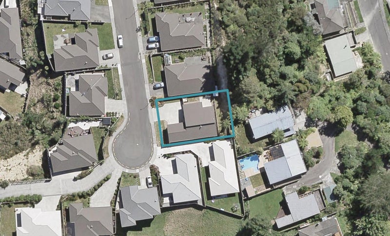 49 Speldhurst Grove, Stokes Valley, Lower Hutt - Carousel 1