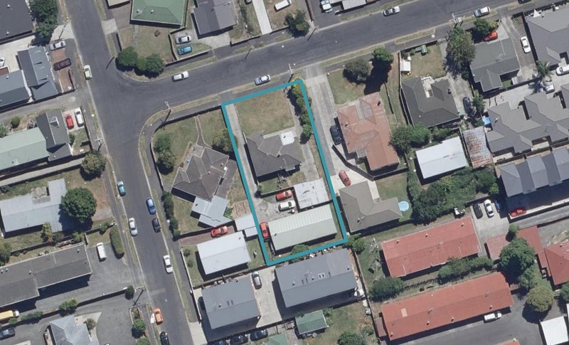 1/5 Ford Street, Hamilton East, Hamilton - Carousel 1