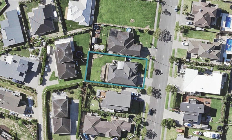 48 Constellation Avenue, Beachlands, Auckland - Carousel 1
